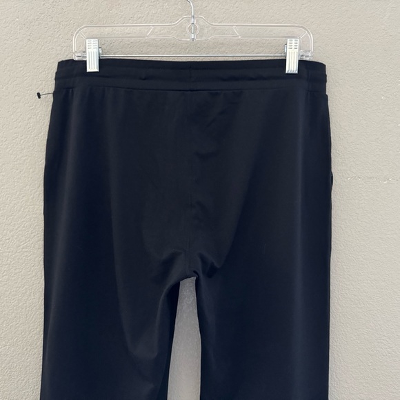Vuori Halo Wide Leg Flare Pant Large Black Casual Athleisure Neutral Activewear - Picture 10 of 11